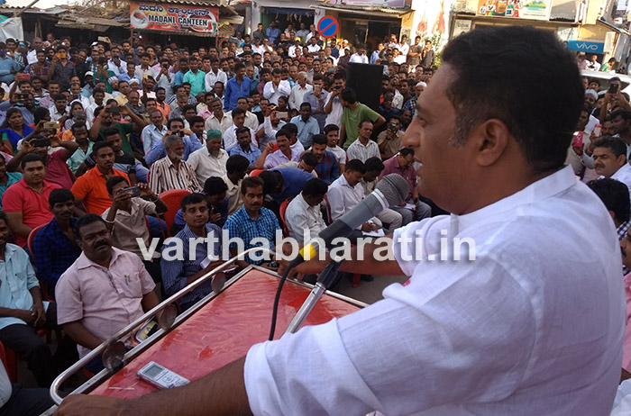 ಪ್ರಧಾನಿ ಶ್ರೀಶ್ರೀ ಸುಳ್ಳೇಂದ್ರ ಮೋದಿ ಎಂದು ಹೆಸರು ಬದಾಲಾಯಿಸಿಕೊಳ್ಳಲಿ : ಪ್ರಕಾಶ್‍ ರೈ